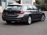 BMW 330e Touring AHK Head-Up