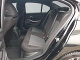 BMW 318 i Limousine M Sport H&K Lenkradheizung Lordose