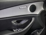 MERCEDES-BENZ E 220 d T // AVANTGARDE DISTR SPUR AHK KAMERA