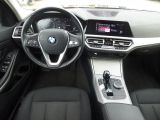BMW 318 i Limousine Advantage LED Sitzheizung PDC DAB