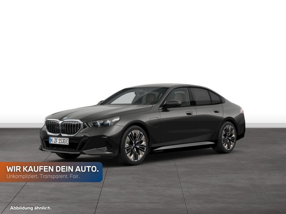 BMW 550e xDrive Limousine