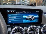 MERCEDES-BENZ GLA 180 AMG NIGHT MULTI 360 AHK DISTR KAMERA PDC