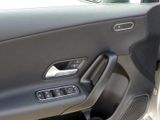 MERCEDES-BENZ A 180 d KAMERA PANO SPUR PDC SHD SHZ