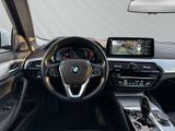 BMW 530 dA Touring Ad. LED StandHZG Panorama DAB