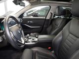 BMW 330 i touring Luxury Line DISTR PANO SPUR PDC