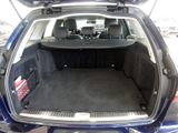 MERCEDES-BENZ C 220 T d  AVANTGARDE KAMERA PDC SHZ