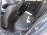BMW 330 ixDrive+Navi+360 Kamera+Leder+e-Sitze+PDCv+h