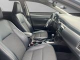 TOYOTA Corolla Executive*AHK*NAVI*SHZ*PDC*CAM*