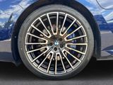 BMW M760 e xDrive Skylounge Massage vo+hi TV B&W