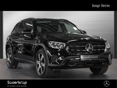 MERCEDES-BENZ GLC 300 de 4M // NIGHT AHK KAMERA STANDH PDC SHZ