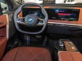 BMW iX M60+AHK+Panorama+Navi+HUD+360Kamera+Leder+eSitze
