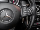 MERCEDES-BENZ GLA 180 Sport Utility Vehicle AHK PDC SHZ