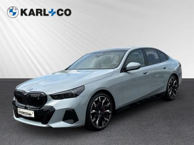 BMW i5 eDrive40 M-SportPRO Panorama AHK ACC 360 B&W
