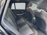 BMW 320 iA M-Sport LC Prof ACC AHK Pano. AD LED