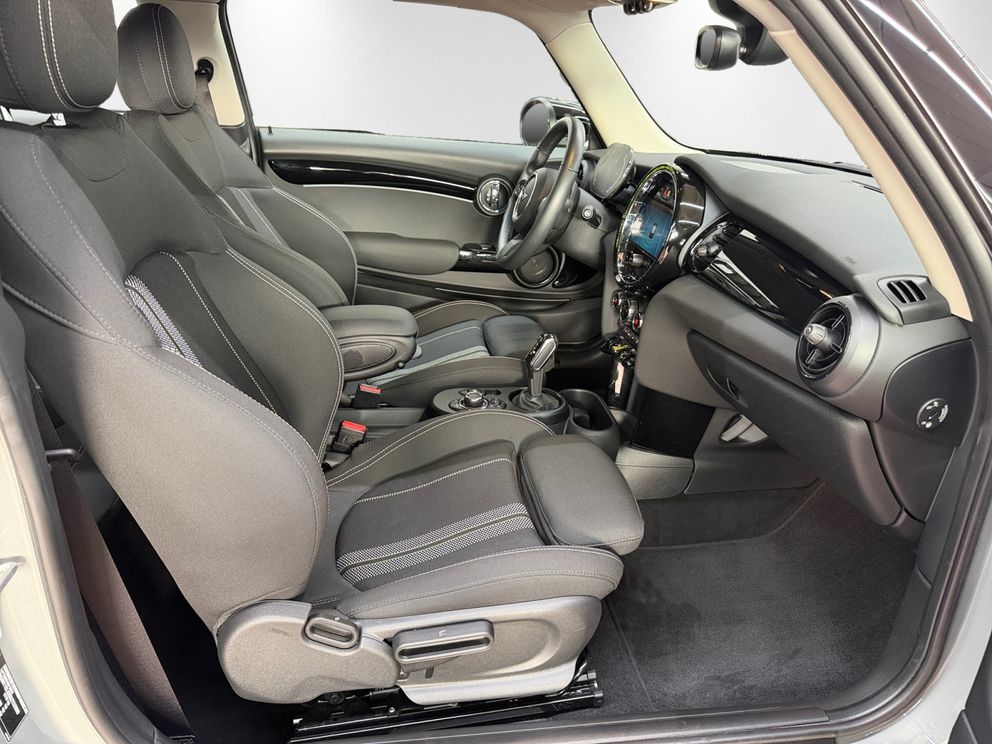 MINI Cooper SE Essential Trim 3-Türer LED+SHZ DW 0,25%