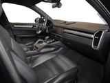 PORSCHE Cayenne E-Hybrid 3.0-Liter-V6-Turbo MEMO DISTR