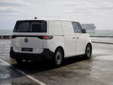 VW ID. Buzz Cargo Pure Motor: 140 kW (190 PS) 58 kWh Getriebe: 1-Gang-Automatikgetriebe Radstand: 2989 mm