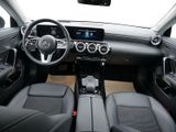 MERCEDES-BENZ CLA 200 Coupé NIGHT PROGRESSIVE DISTR PANO SPUR