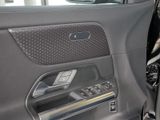 MERCEDES-BENZ GLA 200 NIGHT PROGRESSIVE MULTI 360 AHK DISTR