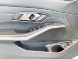 BMW 330 d xDrive Touring HUD+Memory+Standheizung