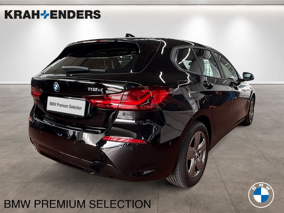 BMW 116 d Modell Advantage SHZ+LED+PDC+HUD+Navi
