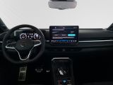 VW T-Roc R-Line 1.5 l eTSI DSG Klima Navi