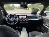 MERCEDES-BENZ GLB 200 d // AMG NIGHT MULTI DISTR KAMERA SPUR