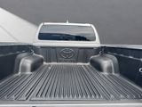 TOYOTA Hilux 2.8 D-4D Double Cab Invincible 4x4