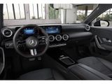 MERCEDES-BENZ A 200 // AMG MULTI AHK DISTR KAMERA SPUR PDC SHZ