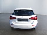 MERCEDES-BENZ A 200 d , Progressive Navi LED Pano Kamera PDC