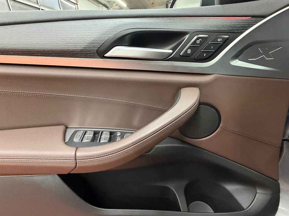 BMW X3 xDrive30i Laserlicht+Pano+HUD+AppleCarplay