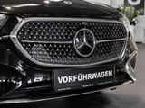 MERCEDES-BENZ E 300 de 4MATIC T-Modell mit EQ Hybrid Technologie