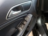 MERCEDES-BENZ CLA 180 SB KAMERA SPUR PDC SHZ