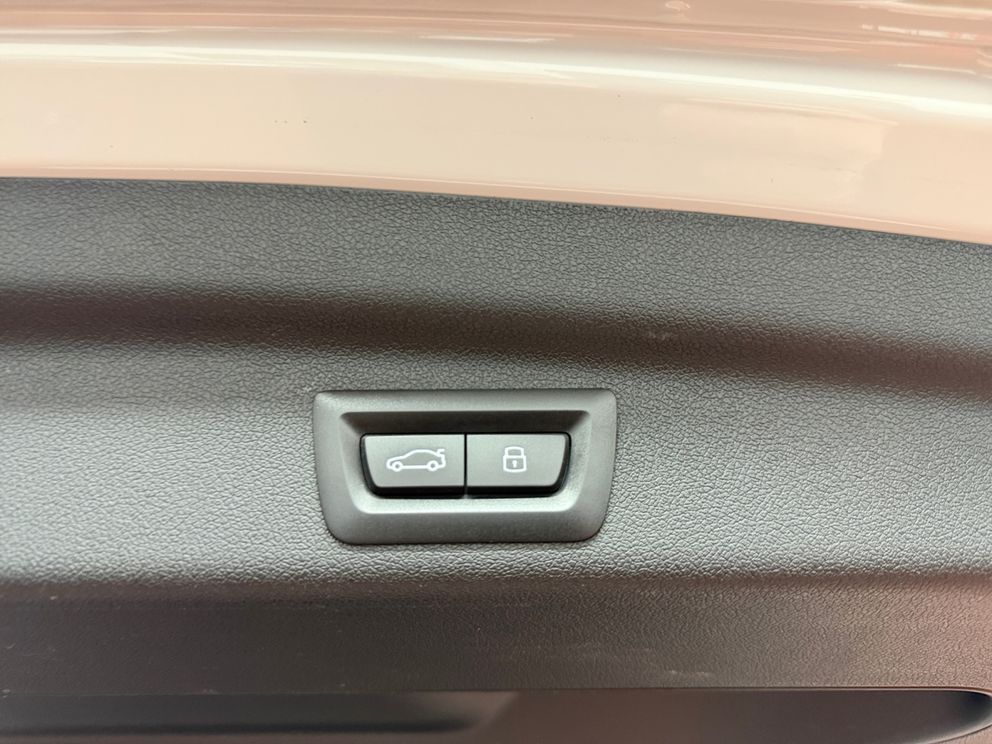 BMW 218 Active Tourer Adapt.LED+HUD+SHZ+AppleCarplay