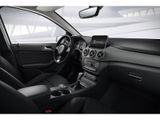 MERCEDES-BENZ B 180 // PDC SHZ