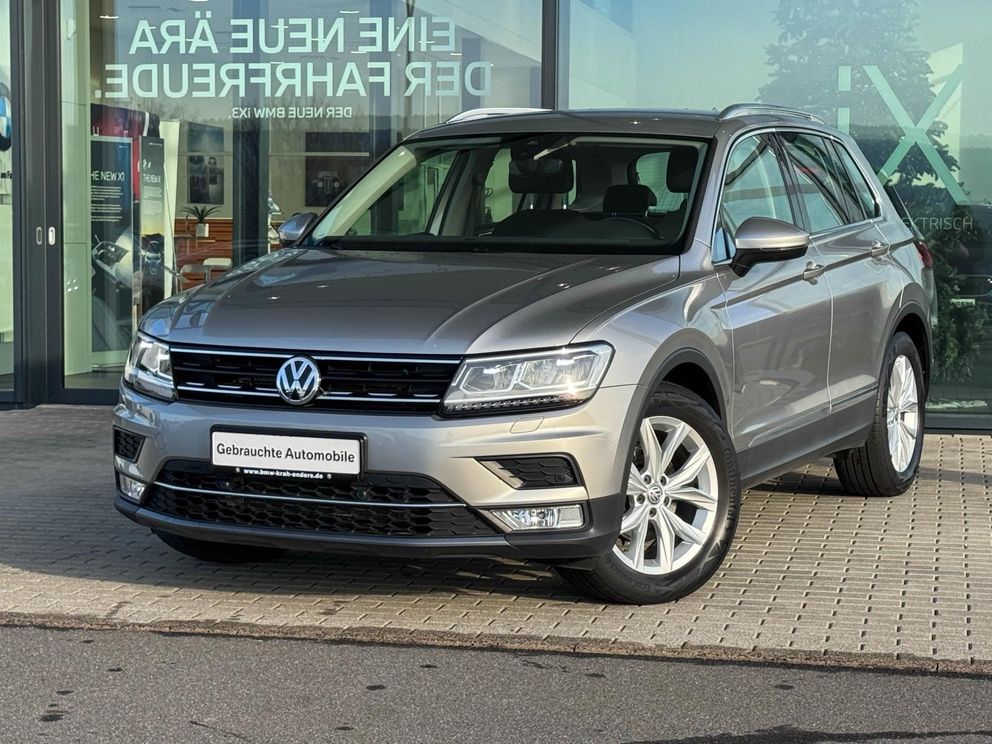 VW Tiguan Highline BMT Start-Stopp ACC PDCv+h SHZ LED Navi AHK