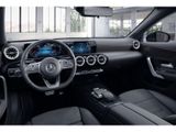 MERCEDES-BENZ CLA 220 d SB AMG NIGHT AHK KAMERA PANO SPUR SHD