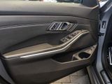 BMW 330 dxDriveMSport+ AHK+Navi+HUD+RFK+Leder+StandHZG