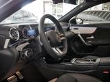 MERCEDES-BENZ A 200 AMG NIGHT SPUR PANO DISTR KAMERA STANDH