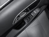 MERCEDES-BENZ GLA 180 Sport Utility Vehicle AHK PDC SHZ