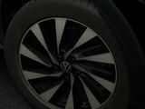 VW T-Roc Style 1.5 l eTSI OPF 85 kW (116 PS) 7-Gang-Doppelkupplungsgetriebe DSG