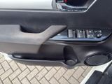 TOYOTA Hilux Double Cab Comf Autom atik 4x4 2.4*15J Gar