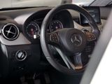 MERCEDES-BENZ B 180 AHK PDC SHZ