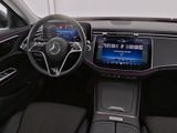 MERCEDES-BENZ E 220 T d , AVANTGARDE SPUR PANO AHK KAMERA PDC