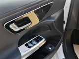 MERCEDES-BENZ E 200 , AMG Night Navi LED Distr Kamera PDC SHZ