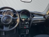 MINI Cooper Essential Trim 3-Türer LED DAB Navi