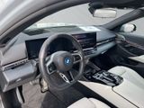 BMW 550 e xDrive Limousine M Sport LC Prof ACC B&W