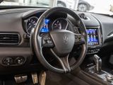 MASERATI Levante Trofeo Q4 Leder Navi+Automatik+LED+PDC