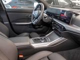 BMW M340i xDriveTour.+AHK+Panorama+Navi+RFK+e-Sitze