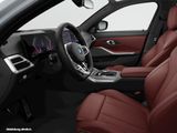BMW 330e xDrive Touring
